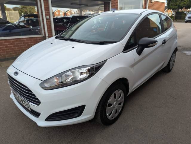 2015 Ford Fiesta 1.25 Studio 3dr